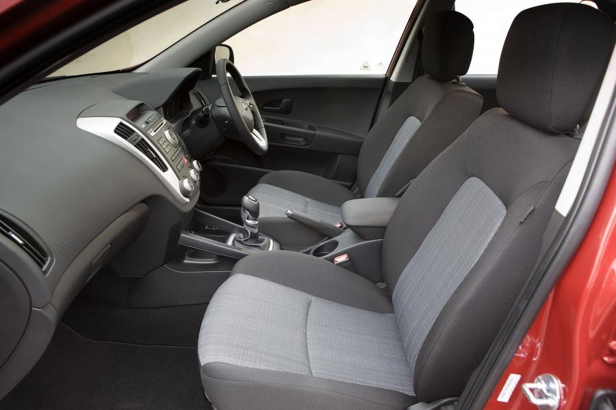  Kia cee&rsquo;d 2009 года  (фото 67 из 98)
